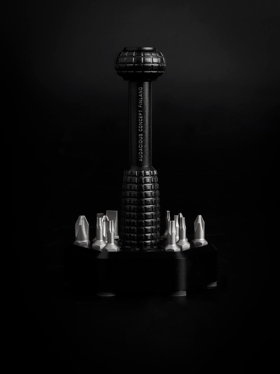 The Base - Desktop Stand